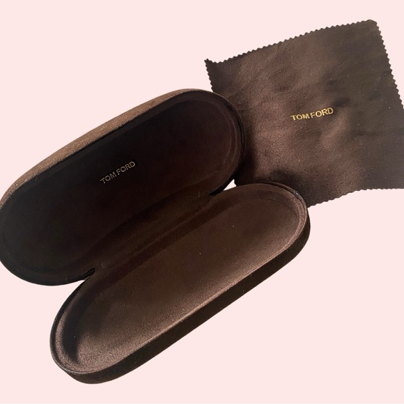 TOM FORD brown gradient aviator sunglasses, hard suede case & cleaning cloth - Picture 11 of 15